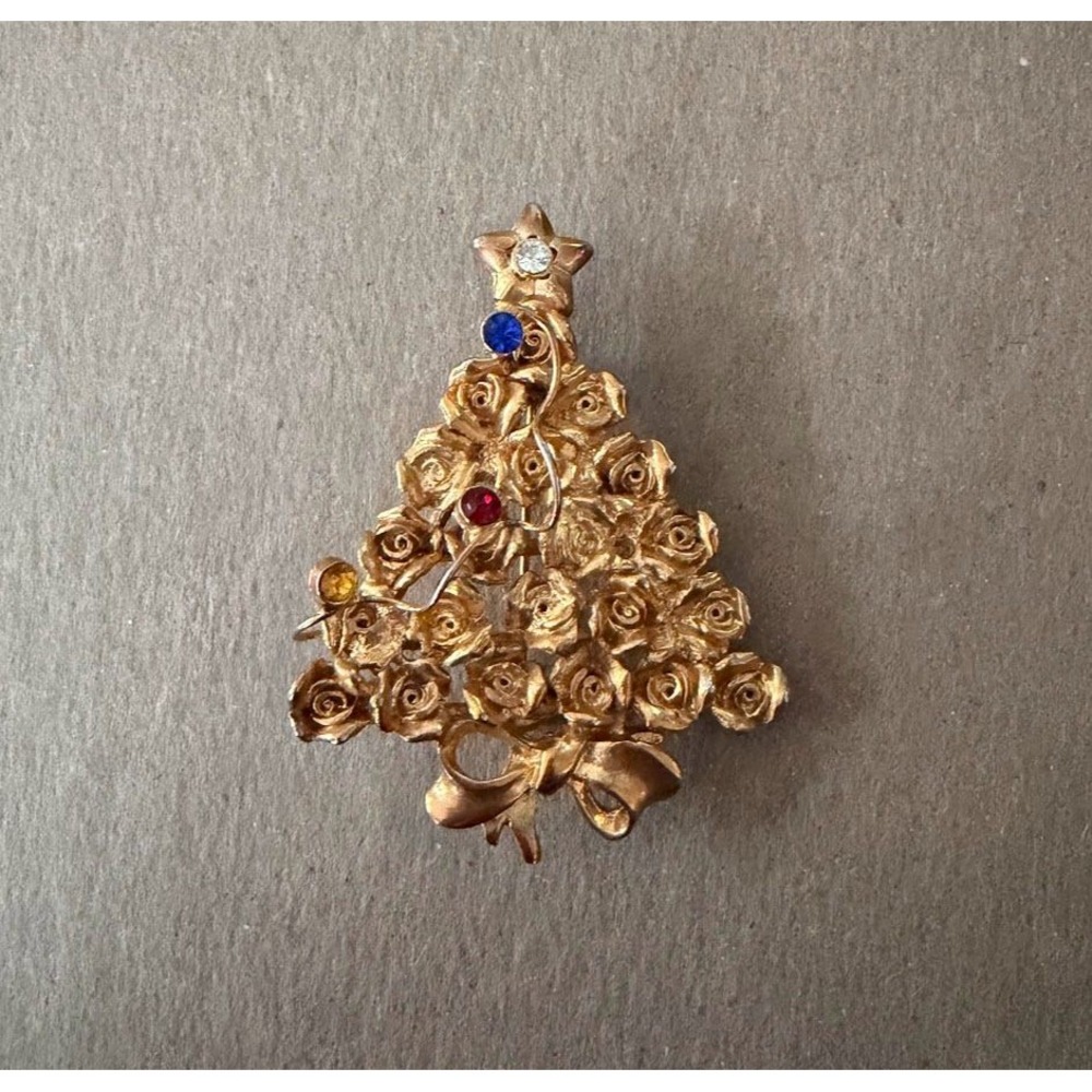 Vintage Gold Tone Rose Flower Christmas Tree Brooch Pin Rhinestone Holiday Gift